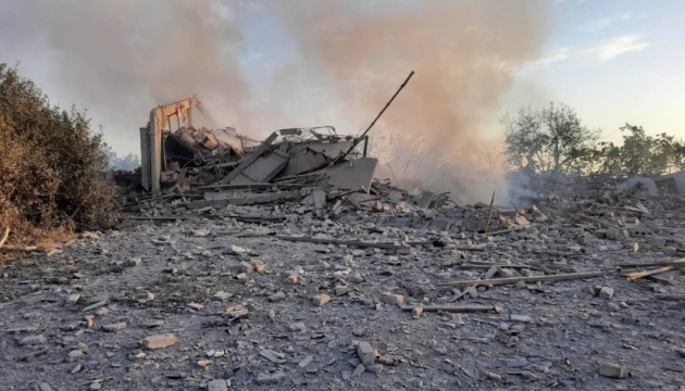 Situation in Region Donezk: Russen beschießen Wärmekraftwerk, Bahnhof und Häuser