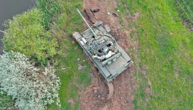 Russian tank, truck with ammunition destroyed in Kharkiv Region
