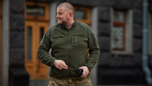 Залужний каже, що не переглядав прогнозів швидкого знищення України