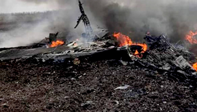 Ukrainian forces shoot down Russian fighter jet in Kherson region
