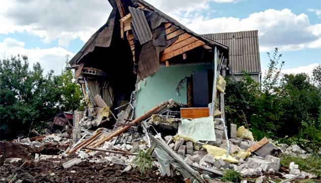 Shelling of Sloviansk: Bodies of two men recovered from rubble 