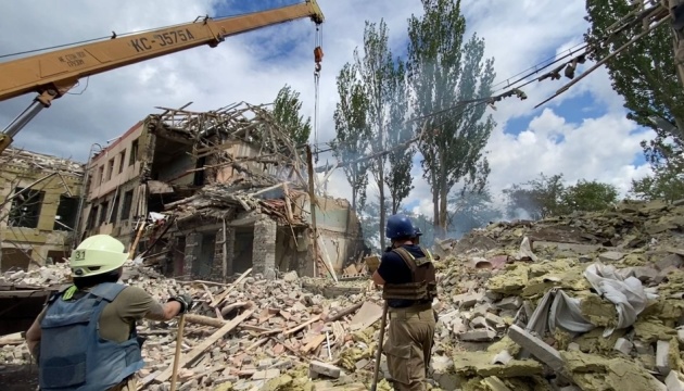 Two more bodies recovered from under rubble of school destroyed in Kramatorsk