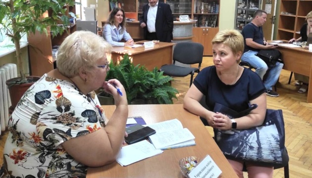 Допомога переселенцям: у Києві відкрився консультативний центр