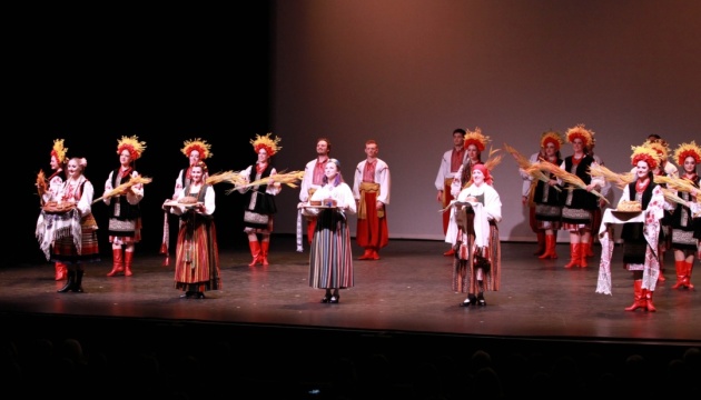 У Австралії відбулося танцювально-пісенне шоу на підтримку України