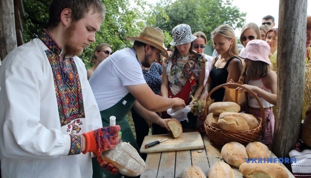 Музей у Пирогові відзначив День Української Державності святом хліба