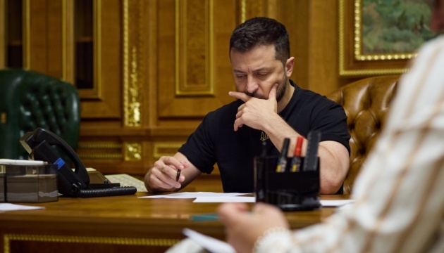 Зеленський просить Раду затвердити рішення РНБО і посилити санкції проти рф