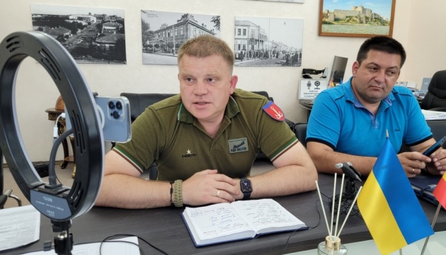 Мер Білгорода-Дністровського спростував фейк рф про військових у спортшколі