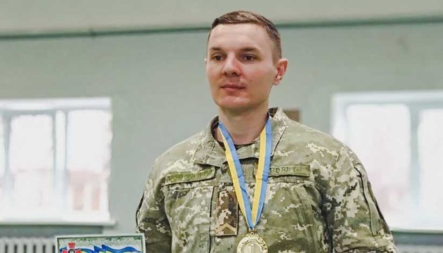 Тренера з гирьового спорту Скучинського нагородили за бойові заслуги
