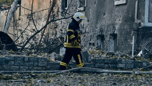 Rusi v noci zaútočili raketami na Mykolajiv