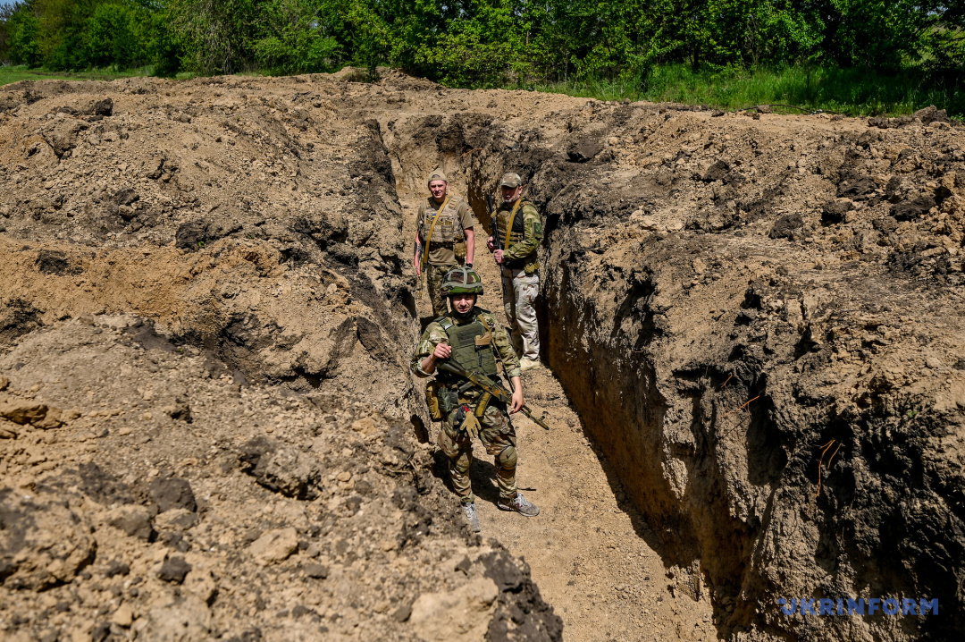 Cómo mantienen posiciones los defensas ucranianos