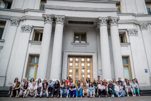 У МЗС провели флешмоб на підтримку Зеленської