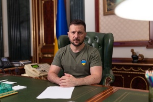 Zelensky: Nadie en el mundo puede sentirse seguro cuando un Estado terrorista dispara contra la central nuclear de Zaporiyia 