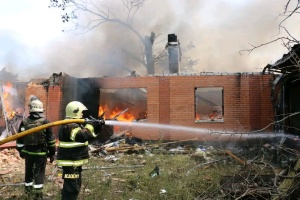 Russian troops hit Bakhmut. Fires break out, two civilians hospitalized