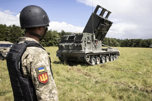 英国追加提供の多連装ロケットシステム「Ｍ２７０」がウクライナに到着＝宇国防相