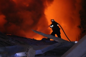 У Харкові внаслідок обстрілів виникли пожежі площею 4000 м²