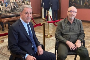 Verteidigungsminister der Ukraine und der Türkei treffen sich in Lwiw