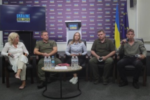 Експертна зустріч  з журналістами щодо підрозділу НГУ «Азов»: «Міфи та правда про захисників України». 