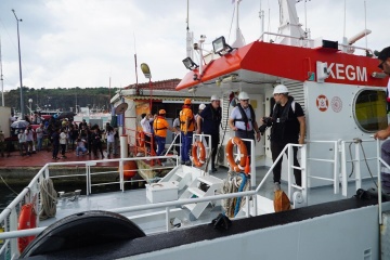 Grupo de inspección verifica el buque Razoni cargado con grano ucraniano