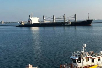 Drei Frachter mit Getreide laufen aus Hafen Tschornomorsk aus