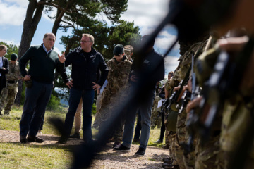 Auch Dänemark wird ukrainische Soldaten in Großbritannien ausbilden