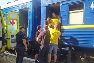 369 more civilians evacuated from Donetsk region 