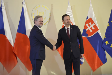 Primeros ministros de la República Checa y Eslovaquia piden más apoyo a Ucrania "para que Rusia no sea un vecino"