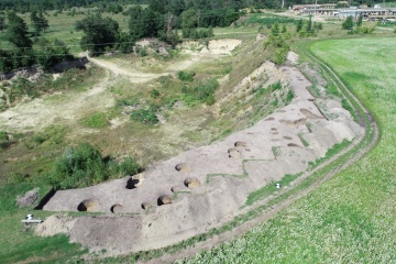 Archaeologists discover 40 objects of Scythian period and Bronze Age dwelling in Poltava region