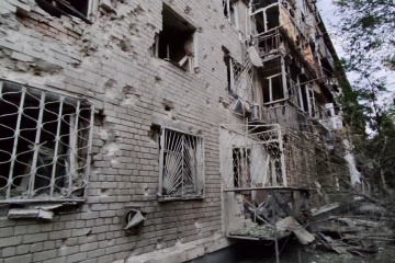 Russen nehmen Regionen Sumy und Tschernihiw mit Mördern und Artillerie unter Beschuss
