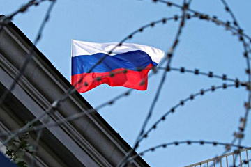 EU setzt erleichtertes Visaverfahren für Russen aus 