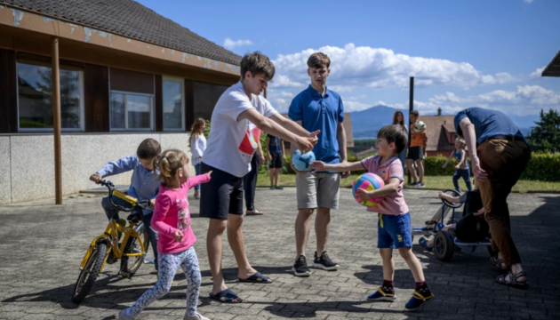 У Швейцарії запустили інформаційний портал для українських біженців