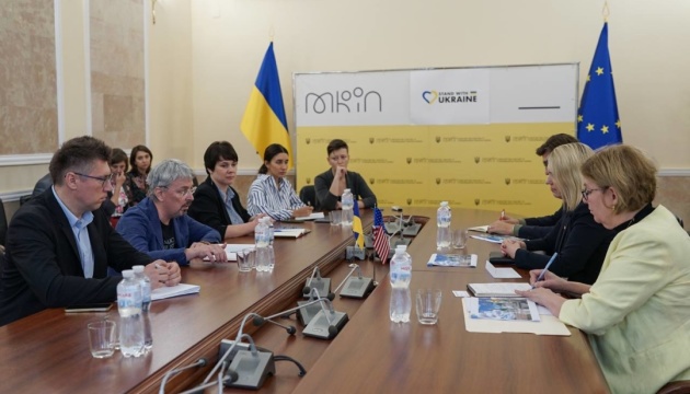 Ткаченко обговорив із Брінк співпрацю щодо підтримки українських медіа