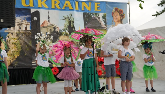 На Фестивалі культурної спадщини в Канаді відкрили Український павільйон
