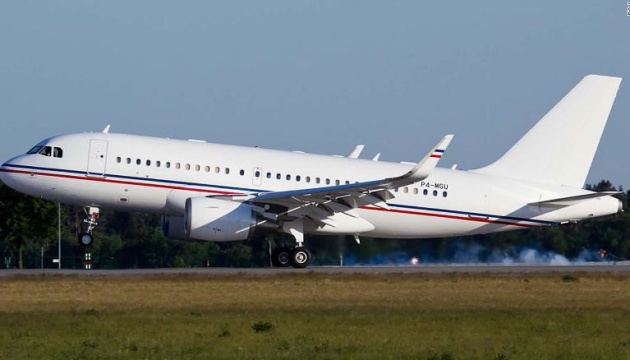 У США видали ордер на арешт літака російського олігарха за $90 мільйонів