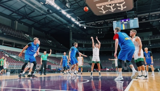 Баскетбол: українці перемогли студентську збірну Литви у контрольній грі