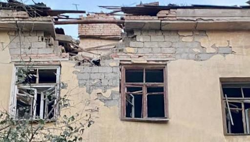 ロシア軍、ウクライナ南部ニコポリ地区を砲撃　住民１３名が死亡