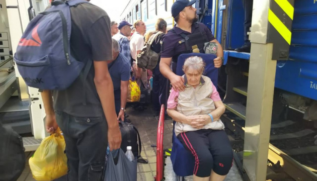 Из Донецкой области за сутки эвакуировались более 670 гражданских 