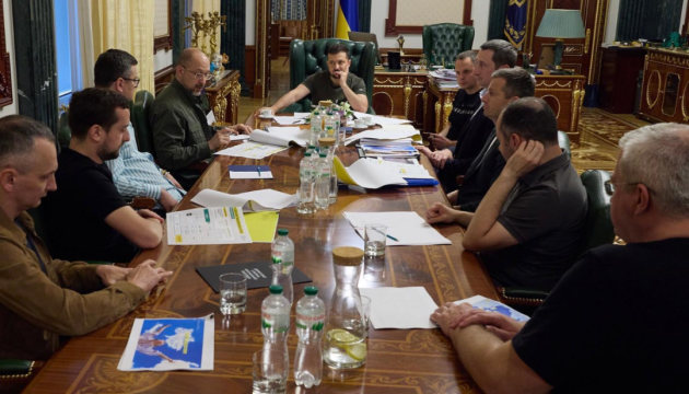 Зеленський: Активно працюємо над реалізацією плану відновлення та модернізації України