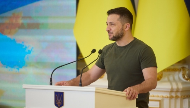 President Zelensky, First Lady Zelenska take part in ceremony of honoring children-rescuers