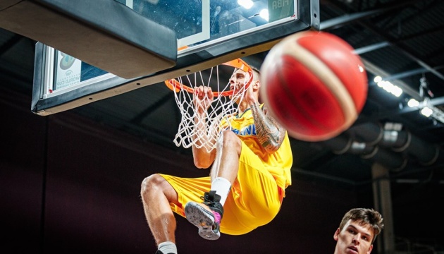 Збірна України обіграла баскетболістів Польщі у контрольному матчі