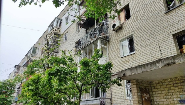 Загарбники агітують луганчан йти на «референдум» в обмін на вирішення житлових питань - Гайдай