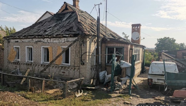 Binnen eines Tages 13 Ortschaften in Region Donezk angefeuert 