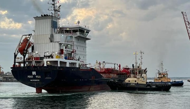 В Черноморске ждут еще пять судов для загрузки зерном