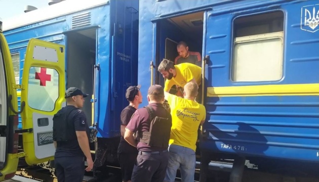 Укрзалізниця призначила на сьогодні евакуаційний потяг до Львова