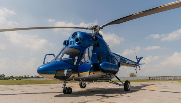 対ウクライナ募金で購入の医療用ヘリ、前線へ出発