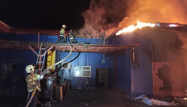 Warehouse catches fire due to enemy strike on Bakhmut, 1 person injured