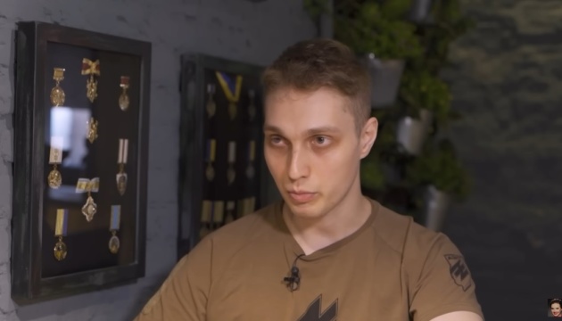 Intense pressure, torture, no calls: Azov fighter tells about Russian captivity