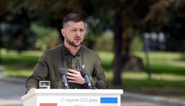 Zelensky promises strong response if Russia increases number of attacks on August 23-24