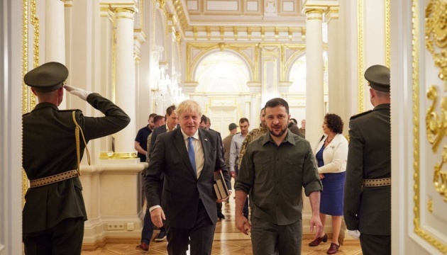 Boris Johnson s’est rendu à Kyiv pour le Jour de l’Indépendance