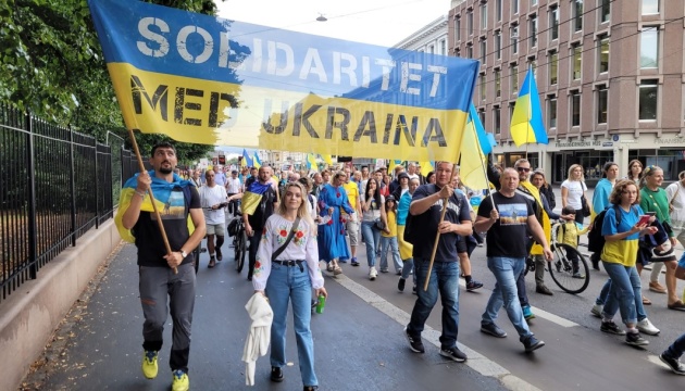 У десятках міст Норвегії відбулися святкові заходи до Дня Незалежності України