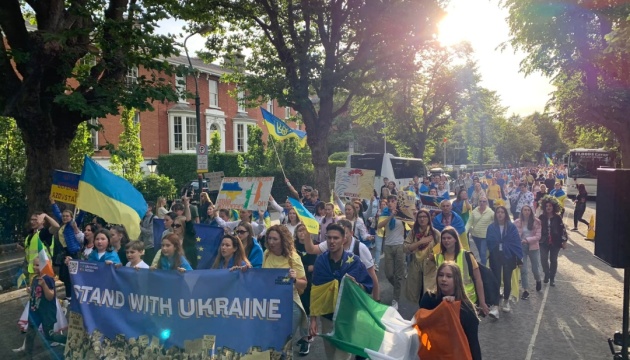 Тисячі українців узяли участь у Марші свободи в Дубліні